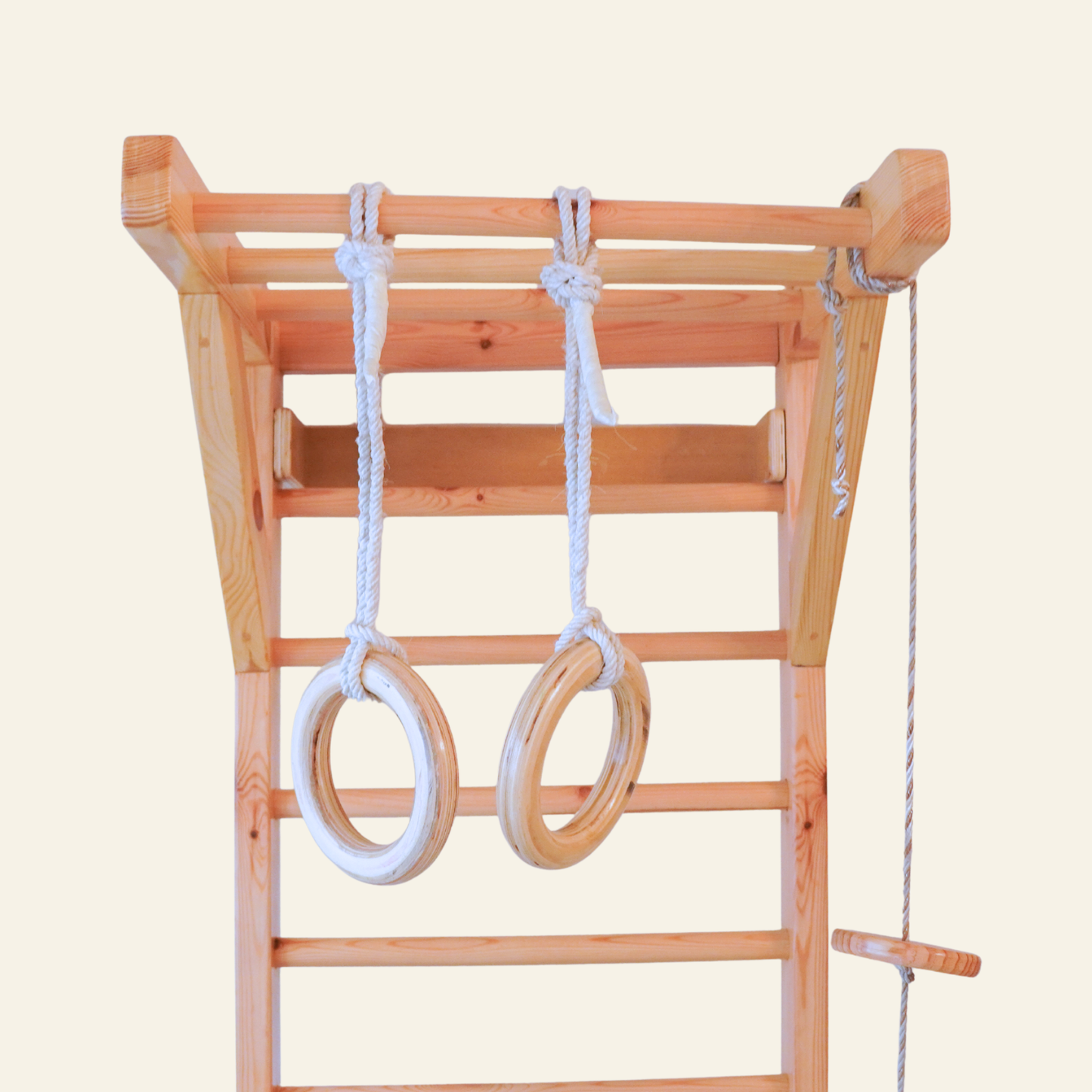 Swedish Ladder - L