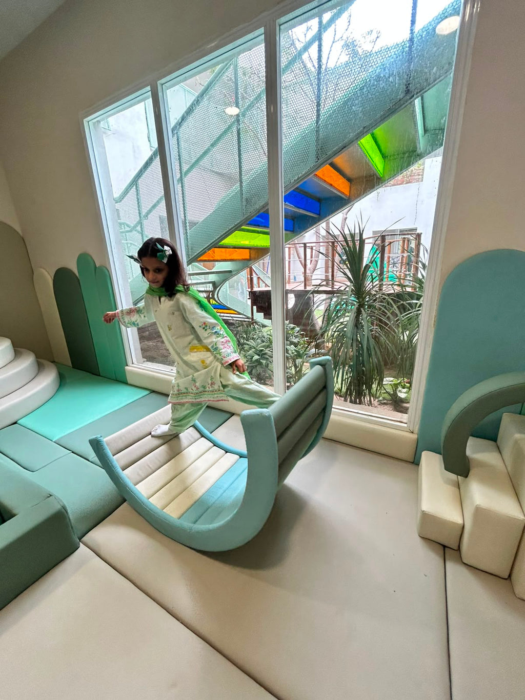 Soft, padded Rocker with slabs.